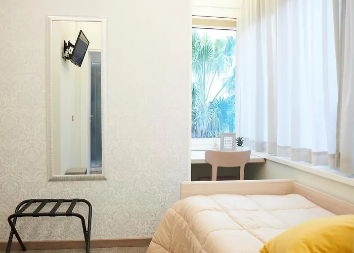 Chicca A Гостевой дом 4*